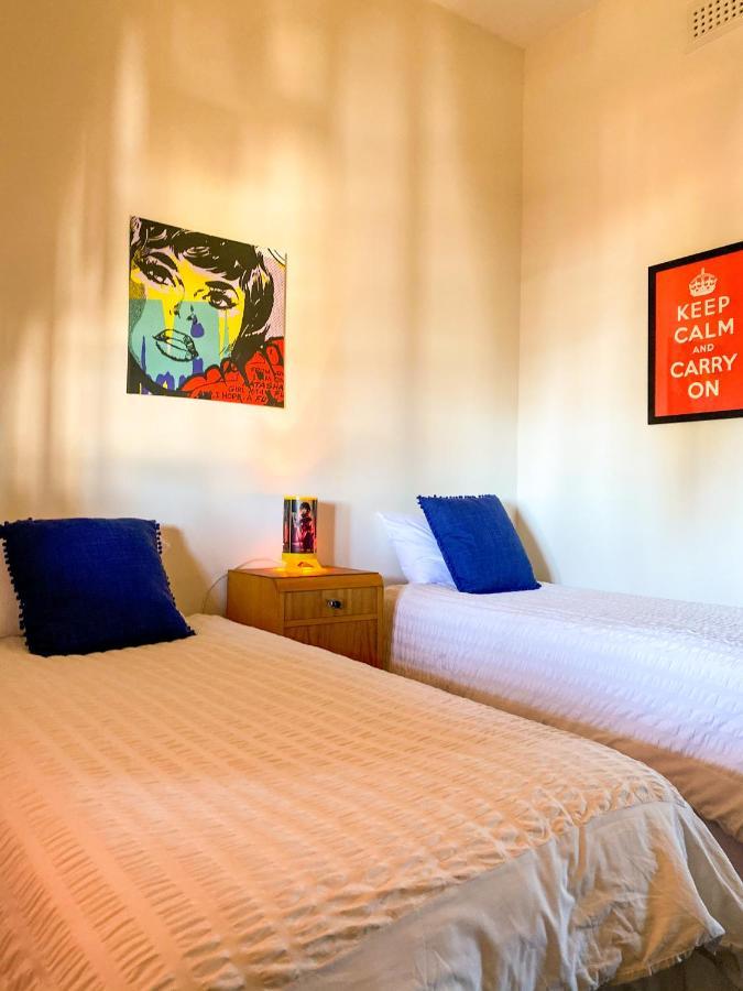 The Coorow Hotel エクステリア 写真